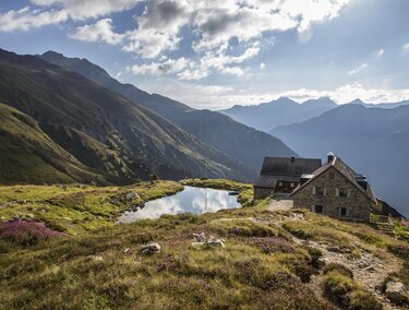 Se Friedrichshafener Hütte 1